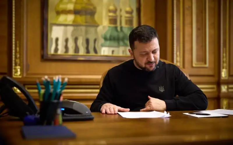 Зеленський підписав указ про санкції: обмеження для Мосійчука, сина Богуслаєва та фігурантів справи Pin-Up
