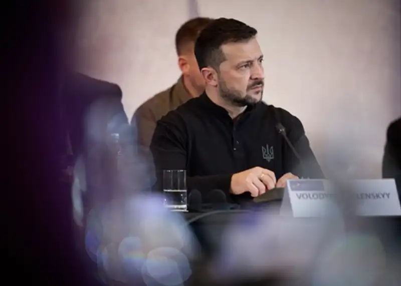 Зеленський підтримав ініціативу Папи Лева XIV щодо мирного посередництва