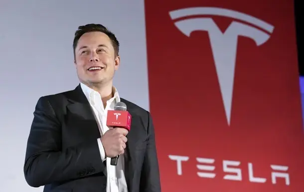 Інвестори подали в суд на Tesla: позов через небезпечне тестування Robotaxi